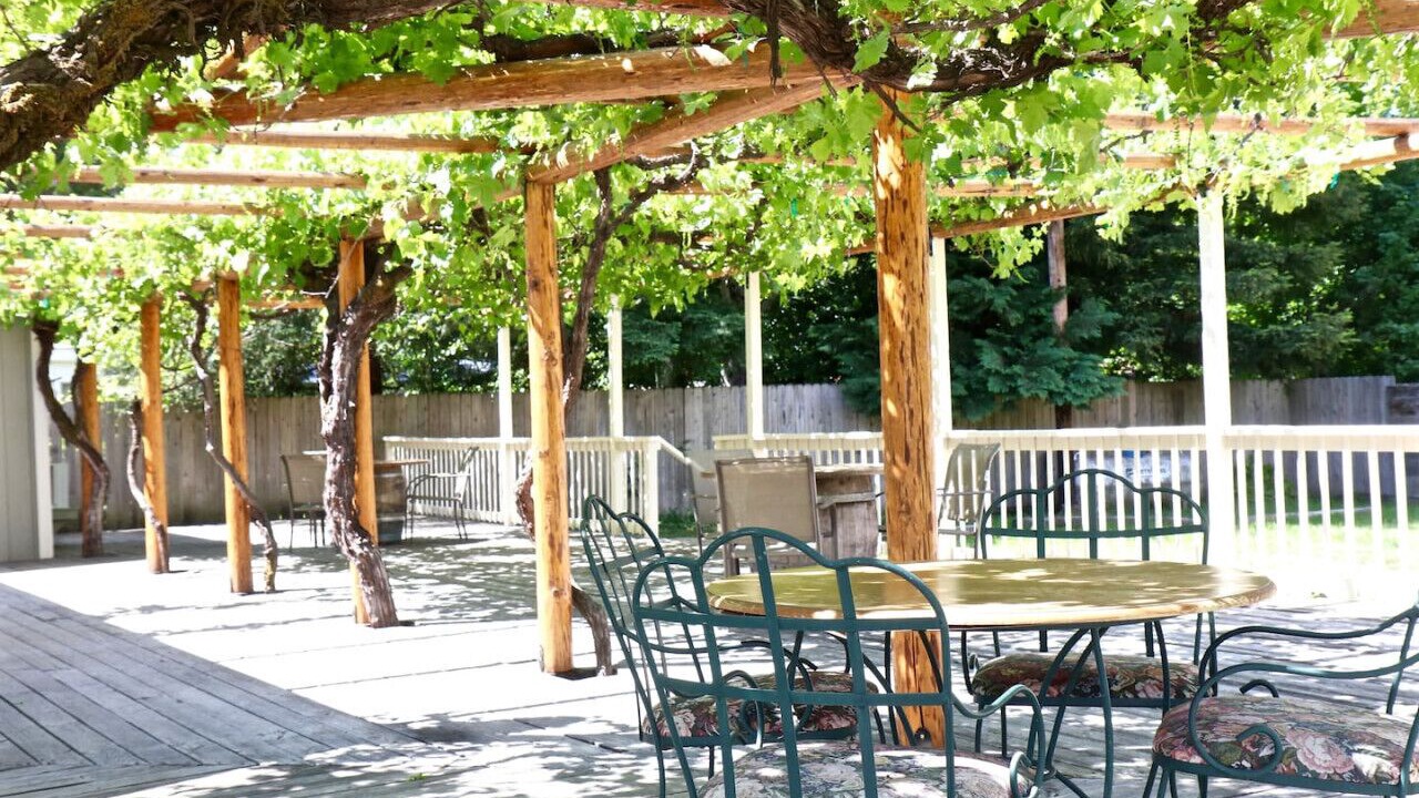 Photo of Outdoor in Kerby