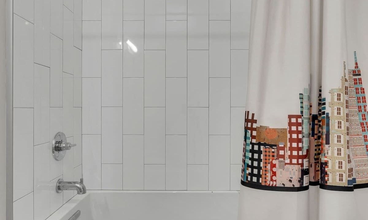 Photo of Bathroom in Edgehill