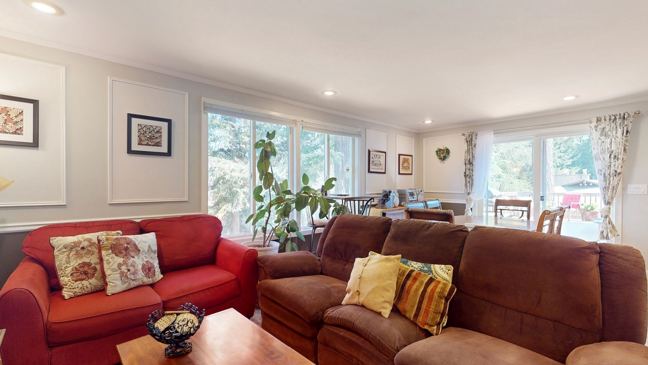 Photo of Livingroom in Lakewood