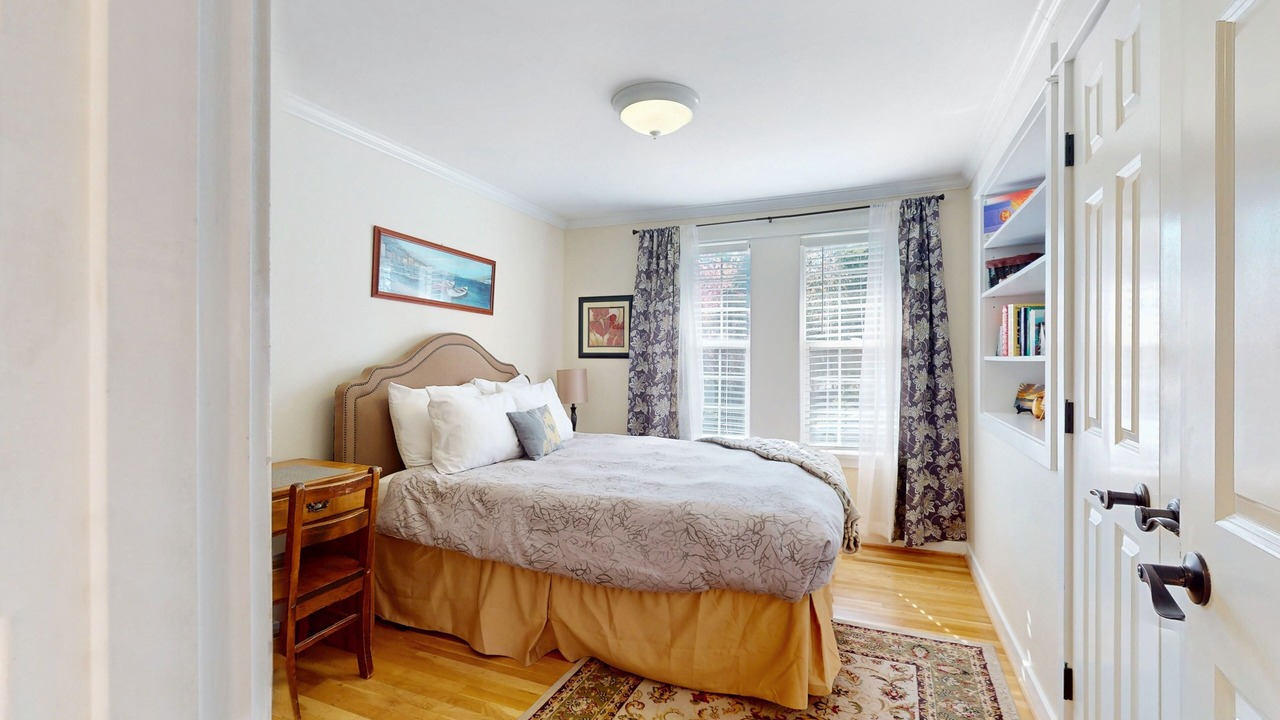Photo of Bedroom in Lakewood