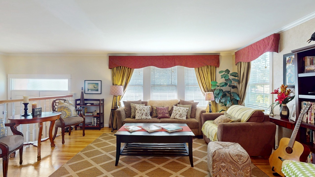 Photo of Livingroom in Lakewood