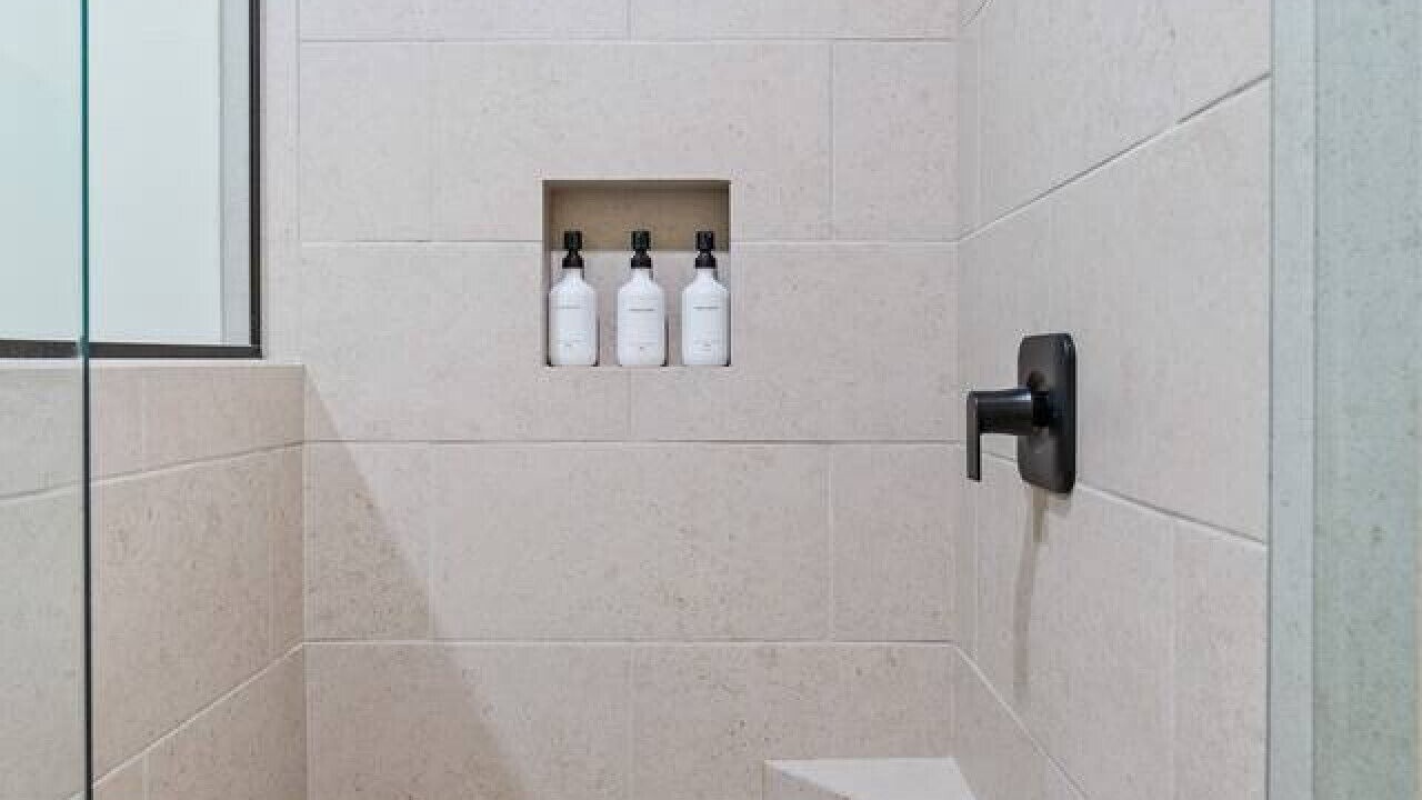 Photo of Bathroom in Island Park