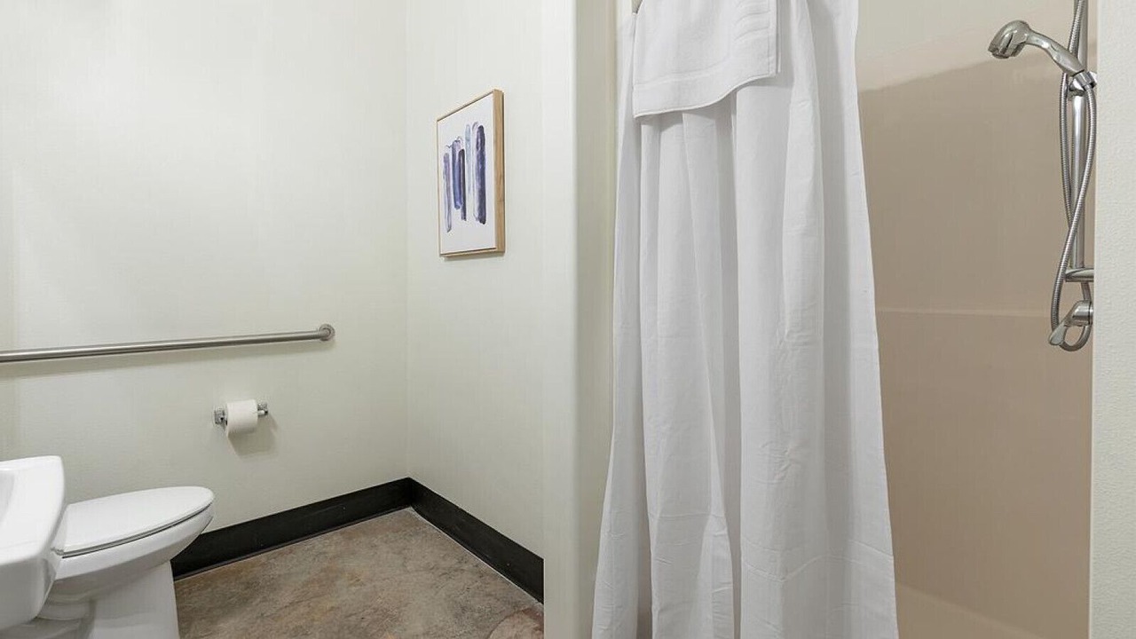 Photo of Bathroom in Pearl District
