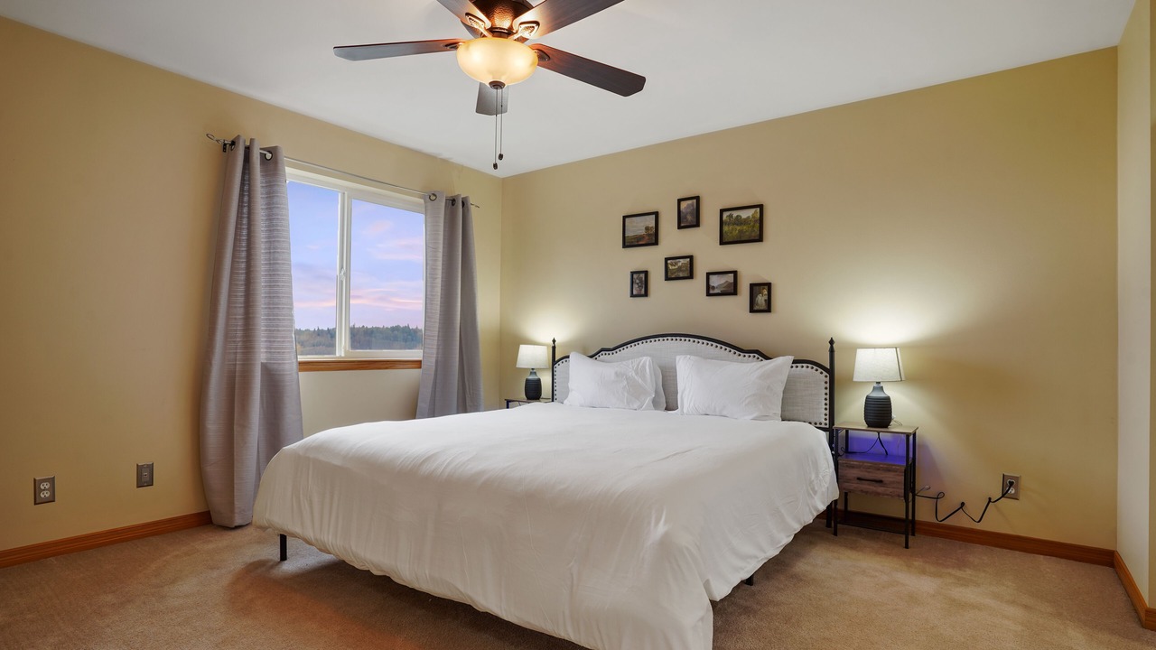 Photo of Bedroom in Navy Yard City