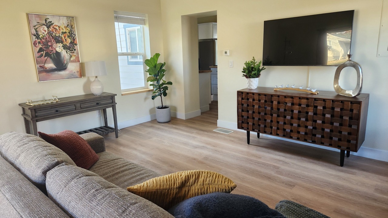 Photo of Livingroom in Logan