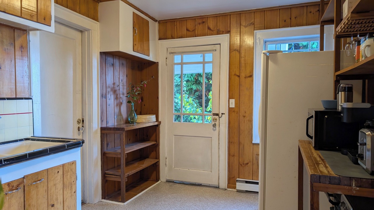 Photo of Kitchen in North Admiral