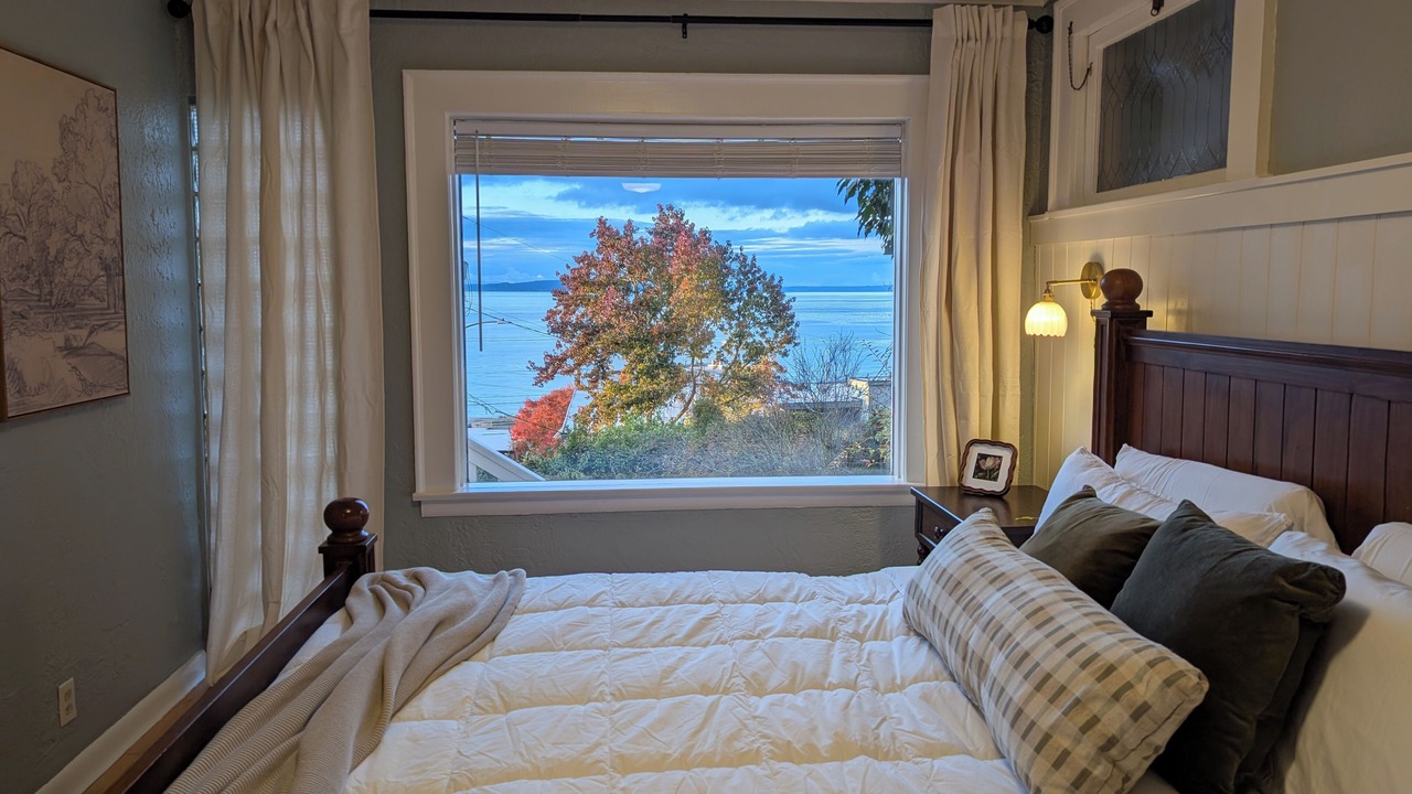 Photo of Bedroom in North Admiral