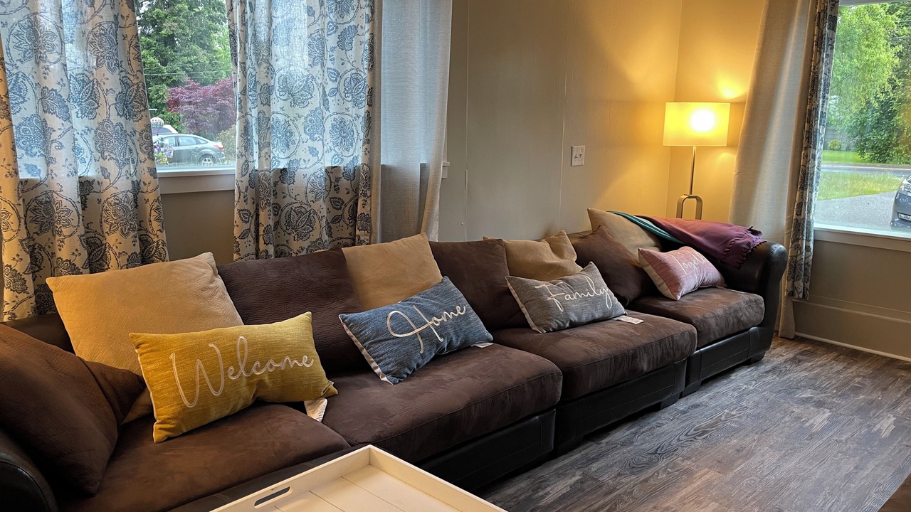 Photo of Livingroom in University Place