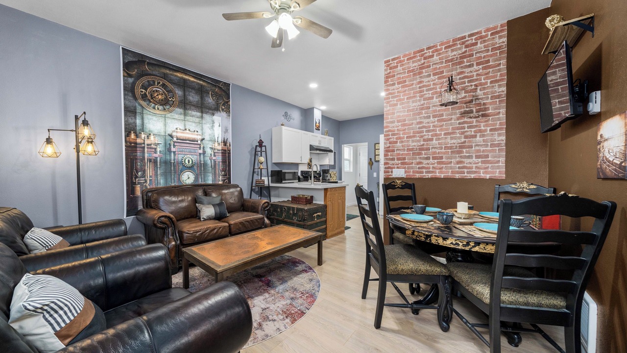 Photo of Livingroom in South Tacoma