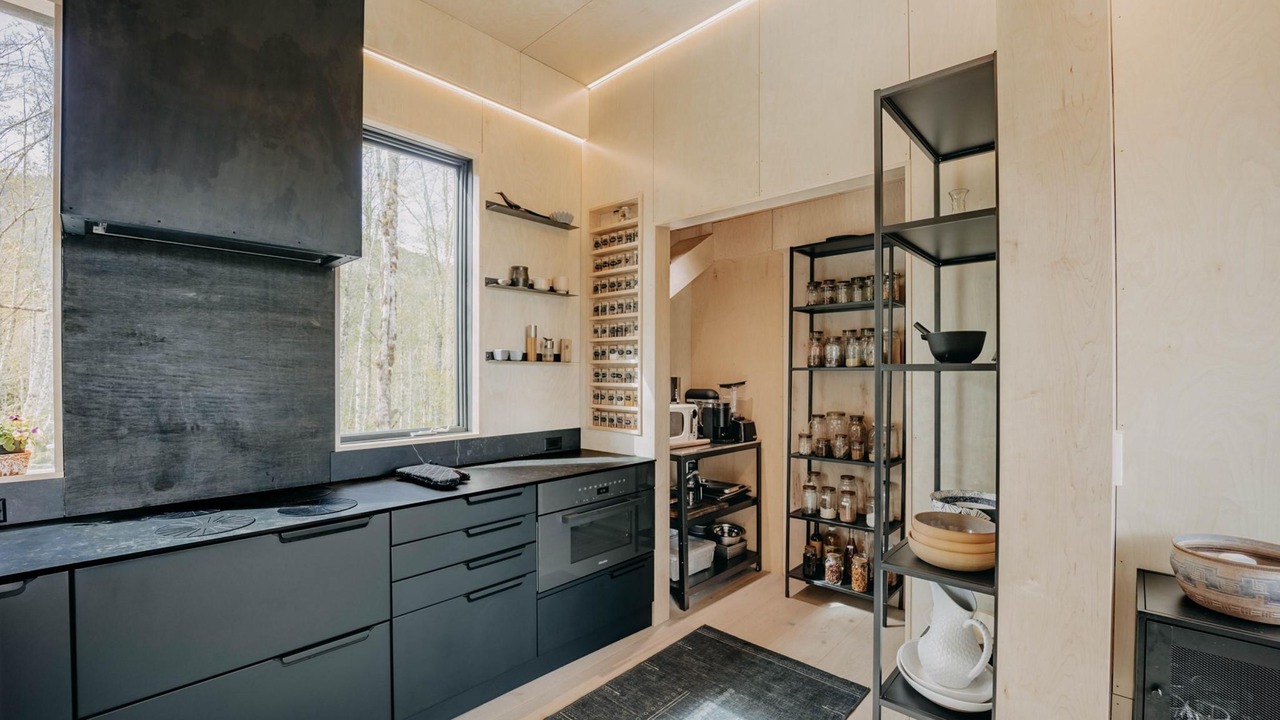 Photo of Kitchen in Cascade West
