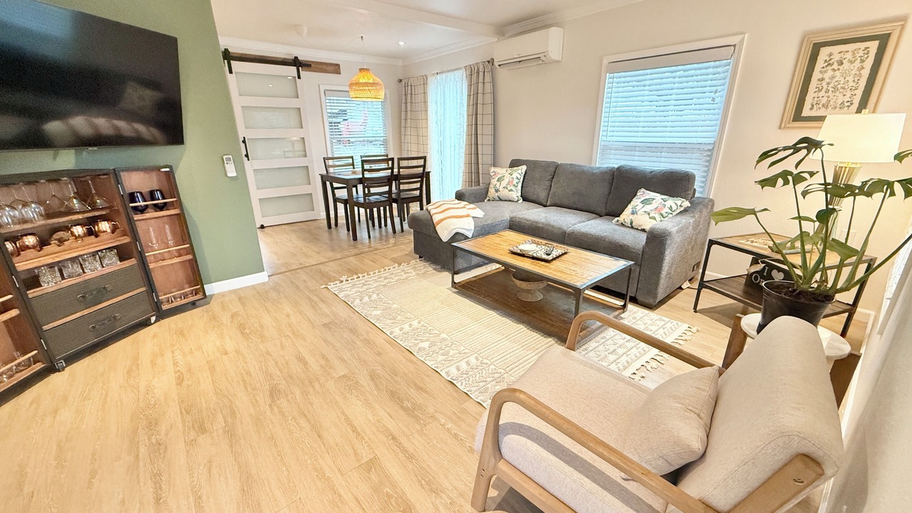 Photo of Livingroom in Gold Hill