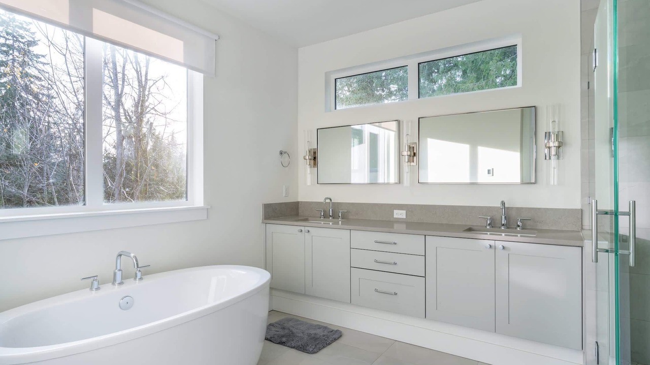 Photo of Bathroom in North Rose Hill