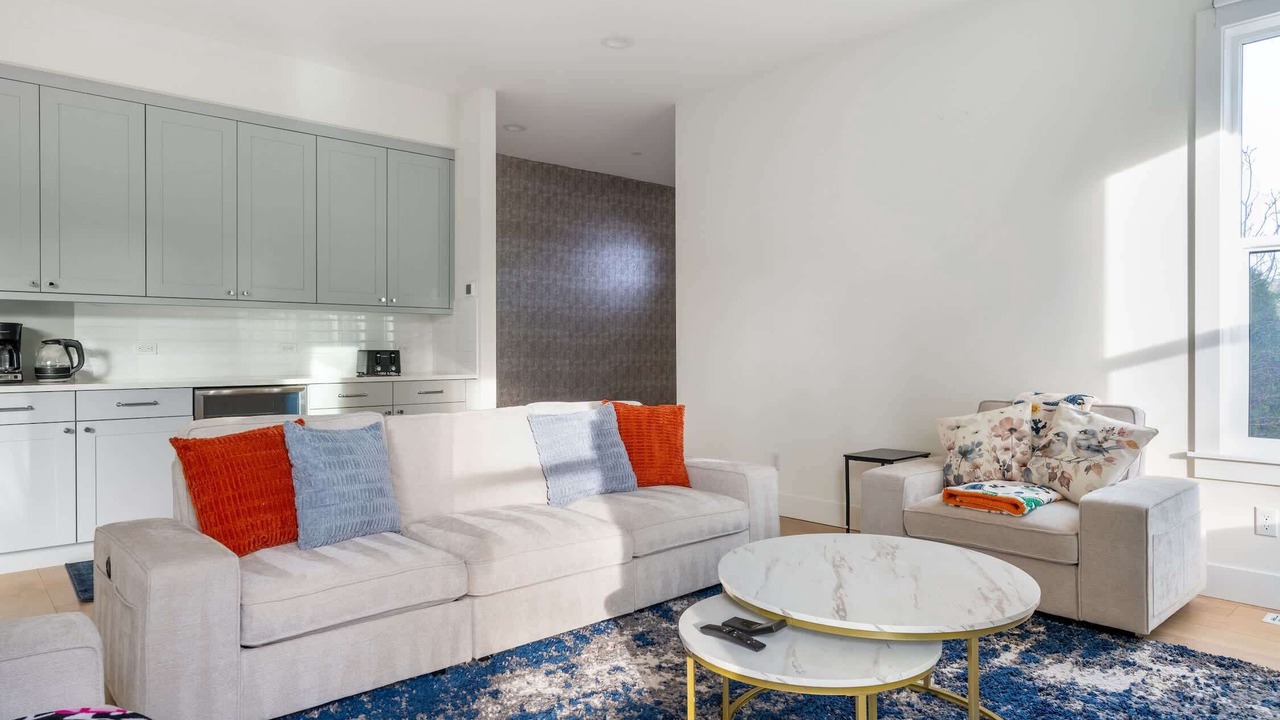 Photo of Livingroom in North Rose Hill
