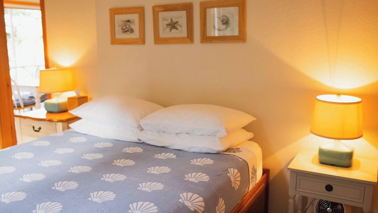 Photo of Bedroom in Lummi Island