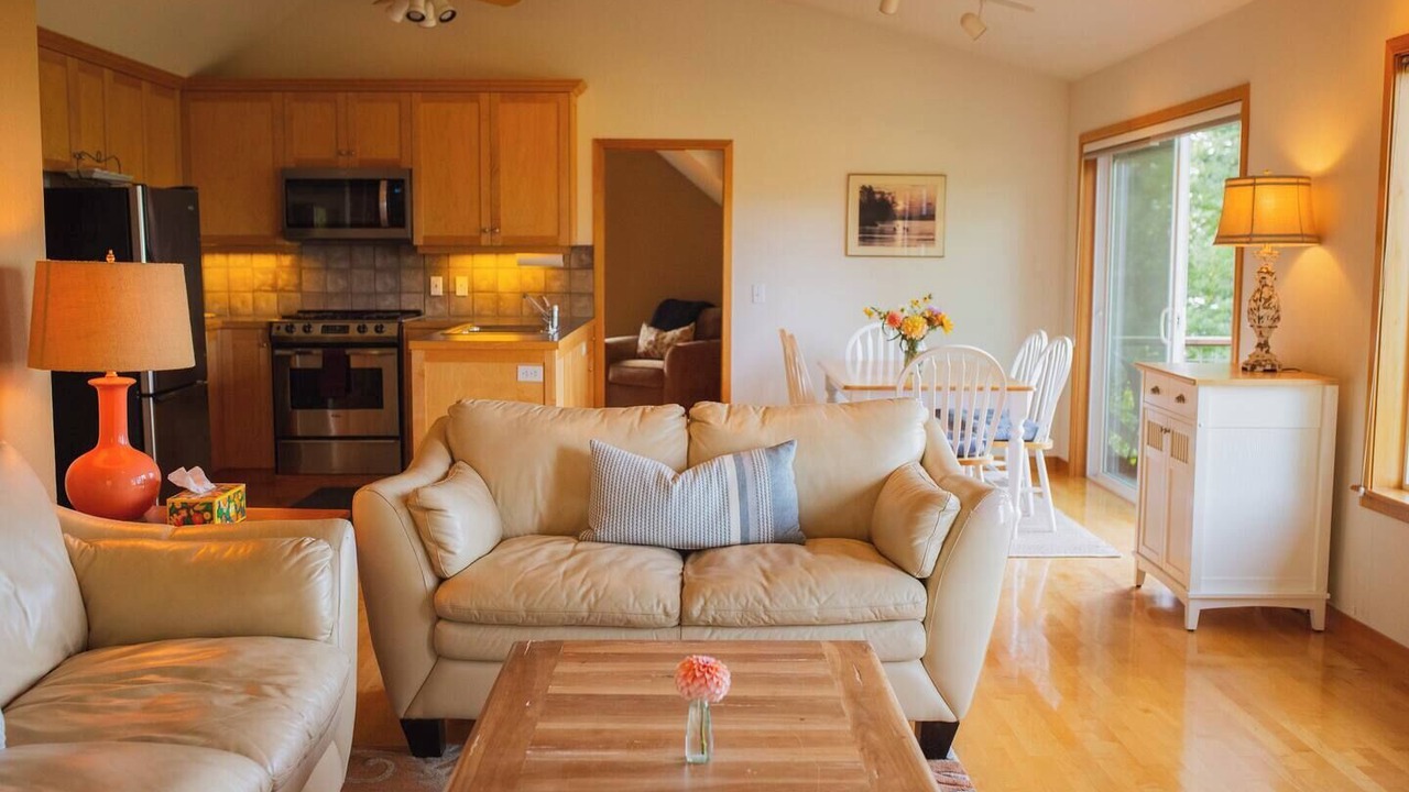 Photo of Livingroom in Lummi Island
