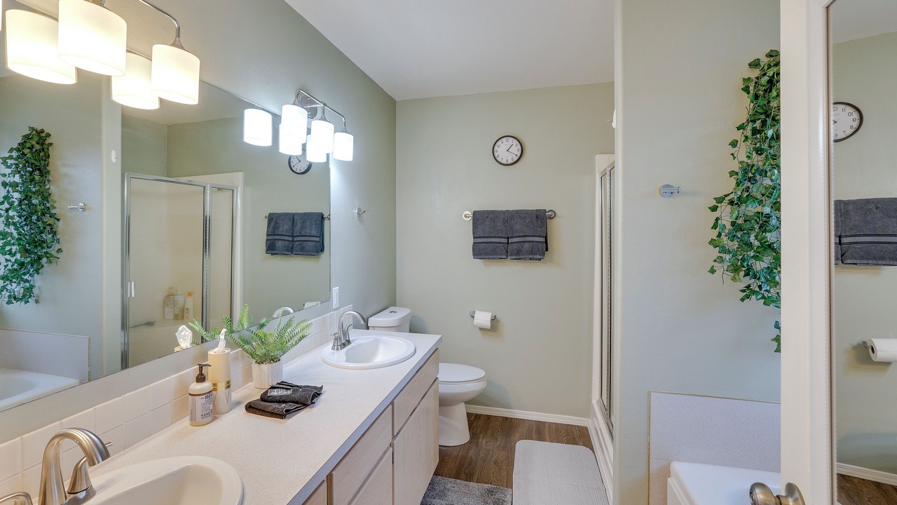 Photo of Bathroom in Clarkston Heights-Vineland