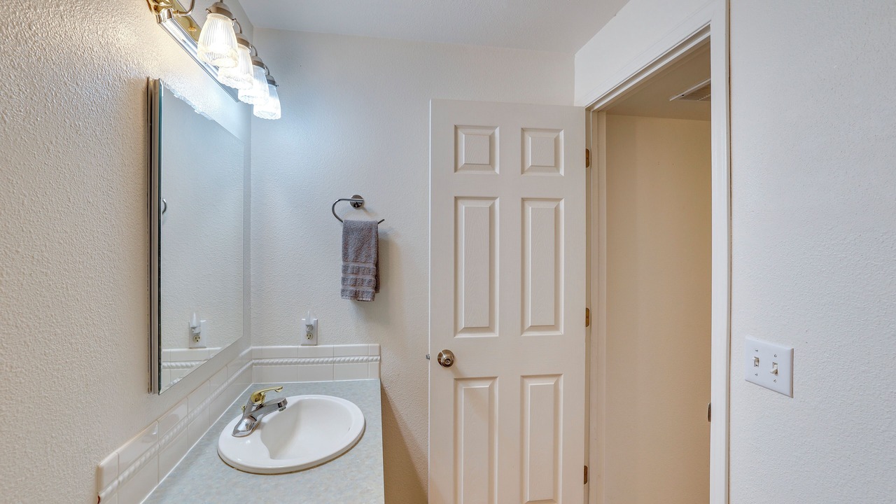Photo of Bathroom in Clarkston Heights-Vineland