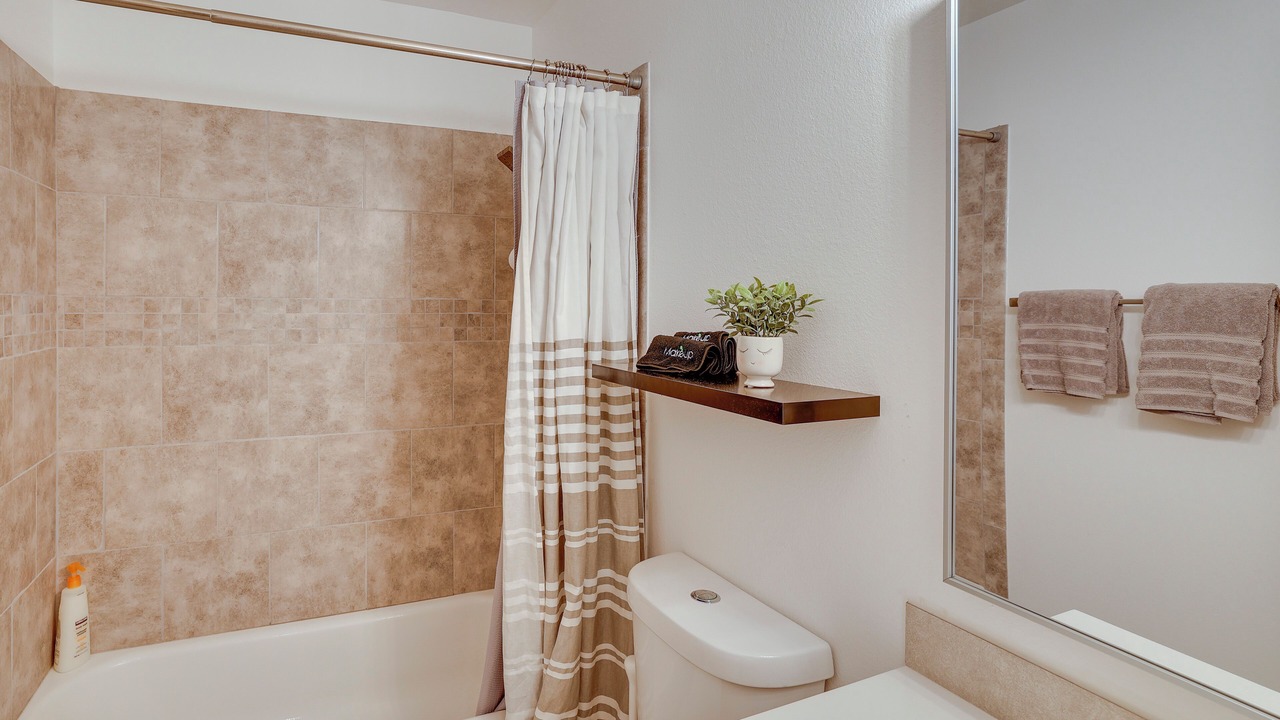 Photo of Bathroom in Clarkston Heights-Vineland