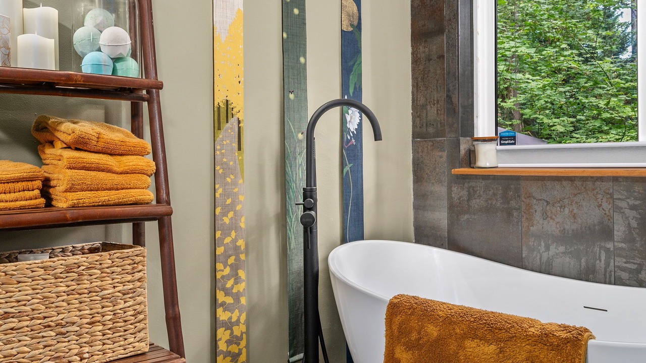 Photo of Bathroom in Cedar Hills