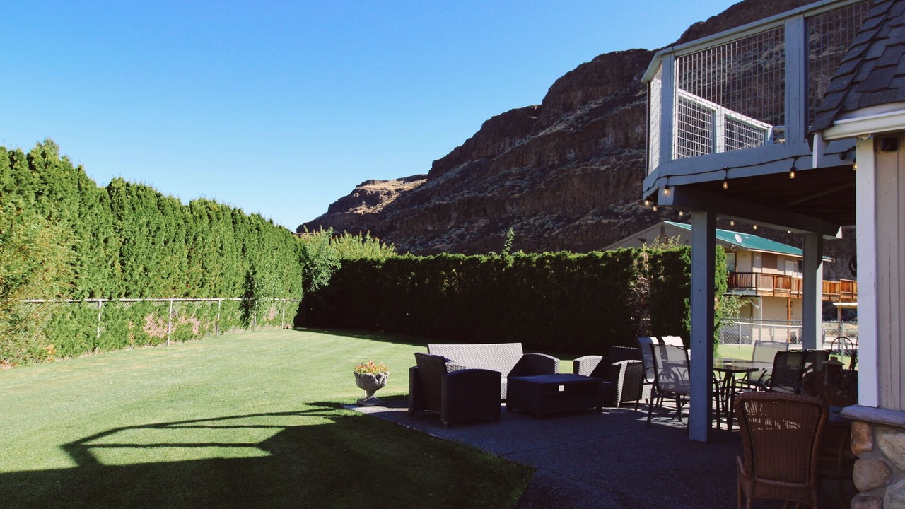 Photo of Patio Balcony in Sunland Estates