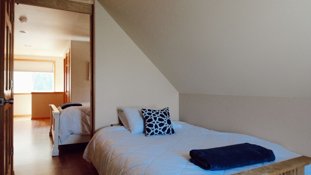 Photo of Bedroom in Sunland Estates