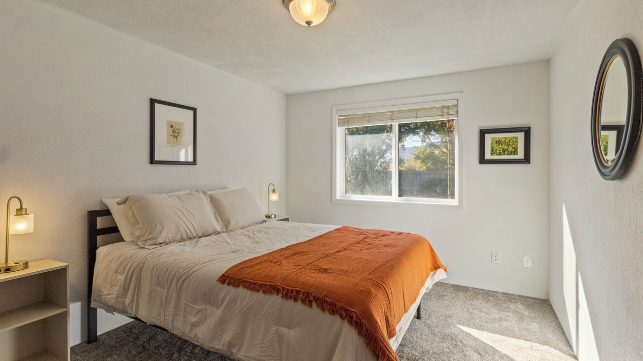 Photo of Bedroom in Central Point