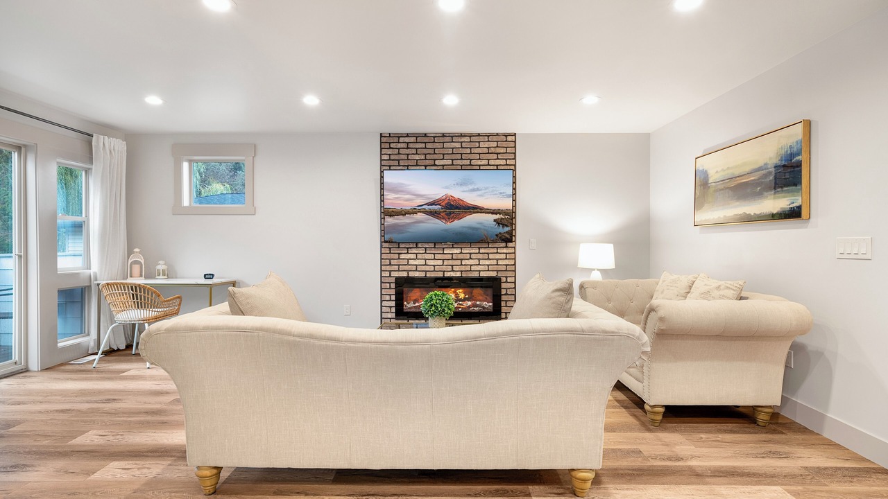Photo of Livingroom in Olympic Hills