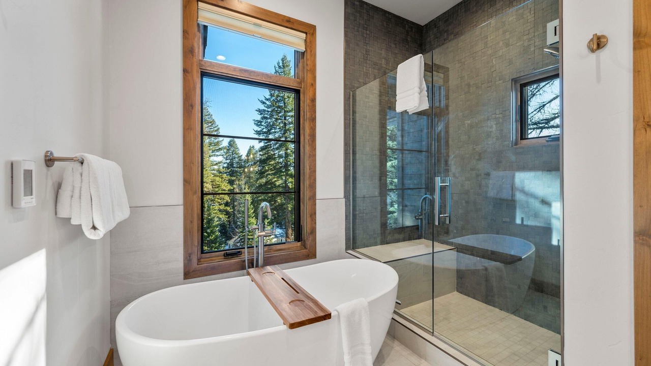 Photo of Bathroom in Tamarack Resort
