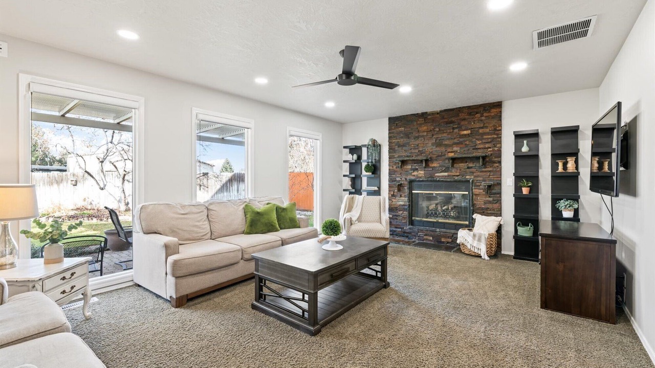 Photo of Livingroom in Meridian