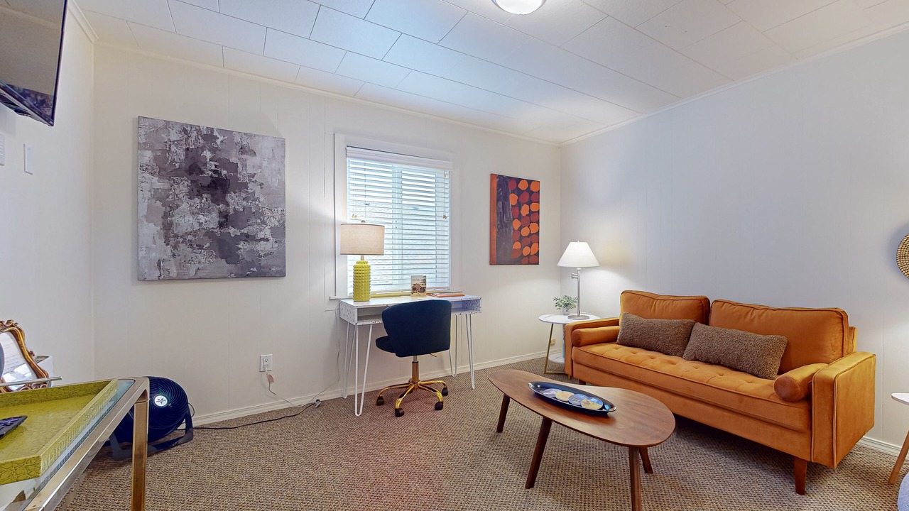 Photo of Livingroom in Port Townsend