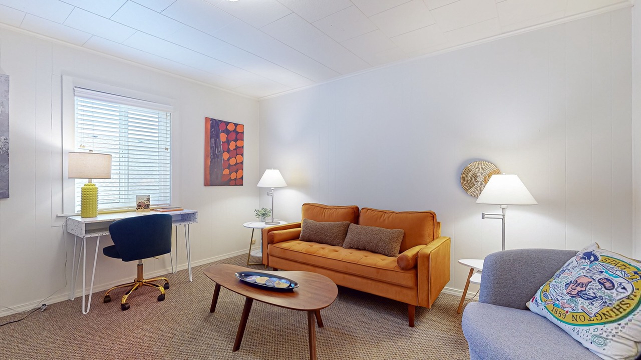 Photo of Livingroom in Port Townsend
