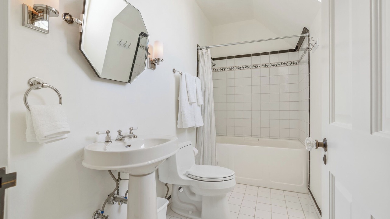 Photo of Bathroom in Northwest Portland