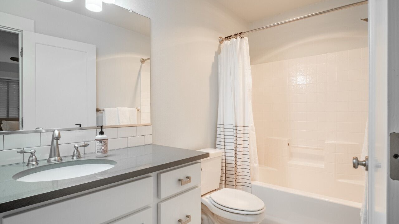 Photo of Bathroom in Sabin