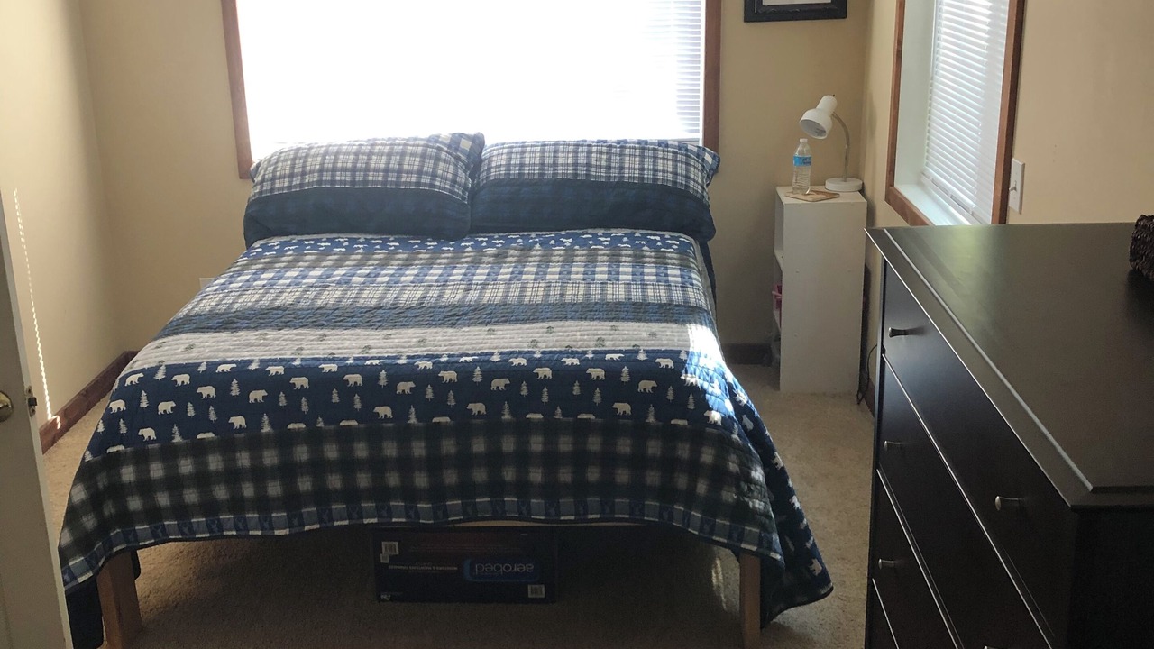 Photo of Bedroom in Enumclaw