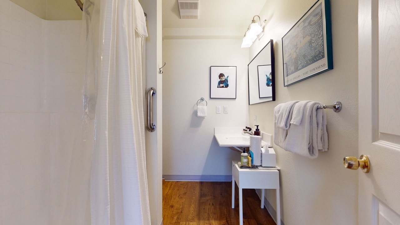 Photo of Bathroom in Port Townsend