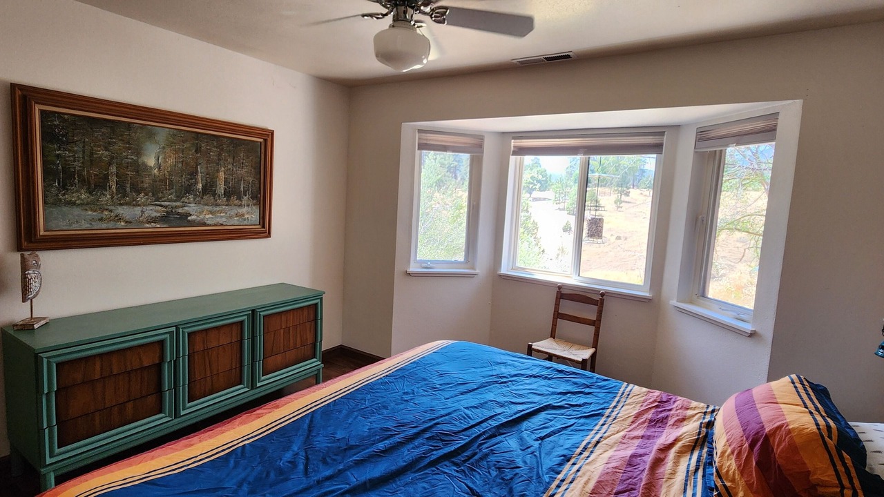 Photo of Bedroom in Yreka