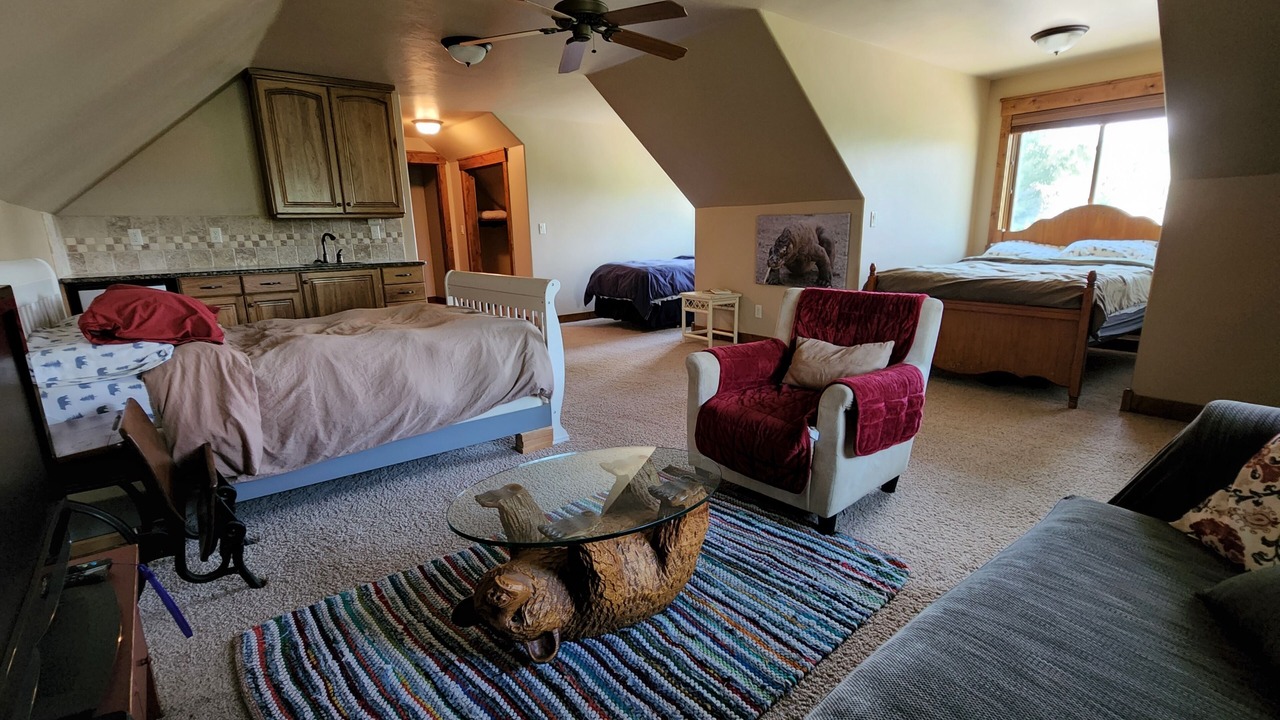 Photo of Bedroom in Victor