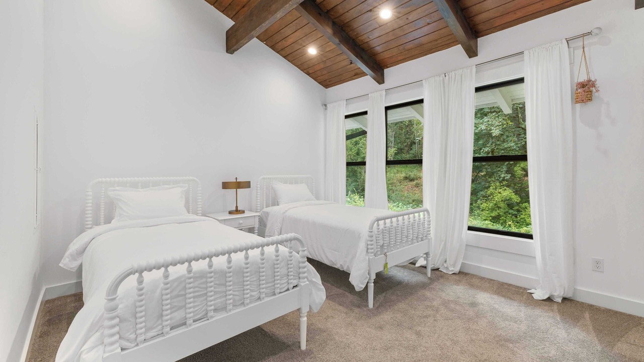 Photo of Bedroom in Union Hill-Novelty Hill