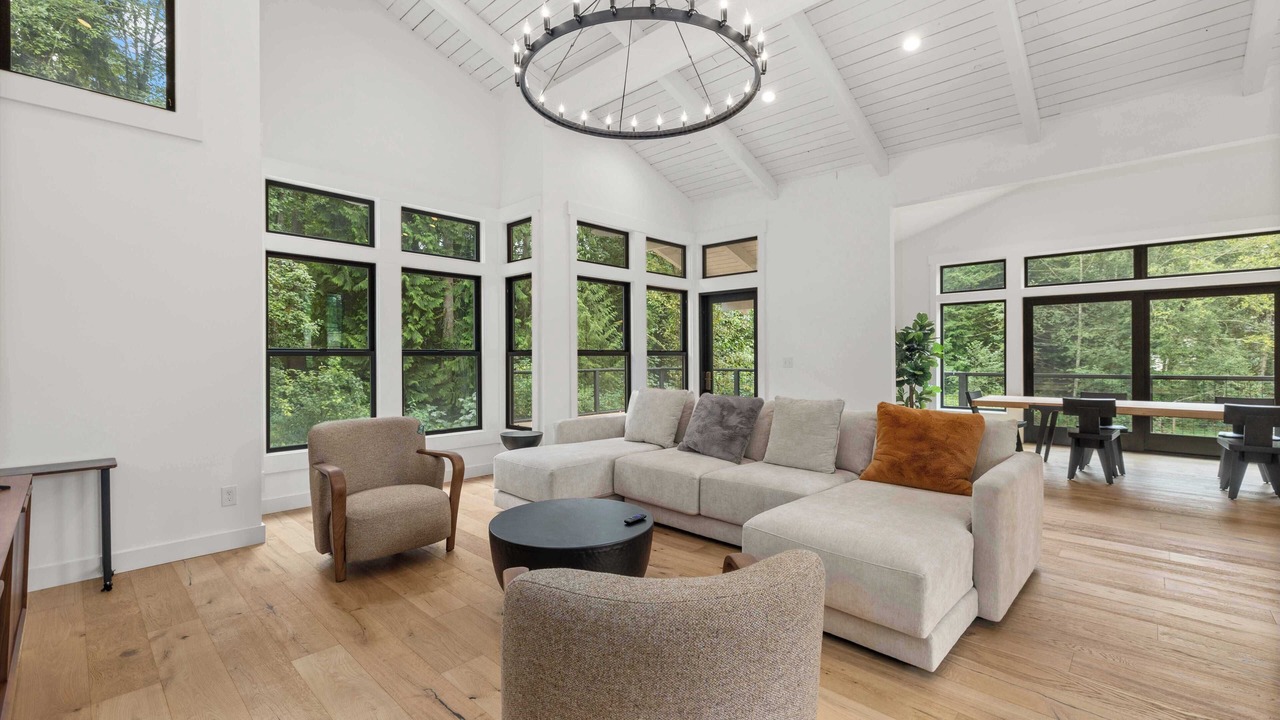 Photo of Livingroom in Union Hill-Novelty Hill