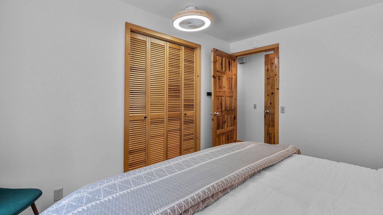 Photo of Bedroom in Sunriver