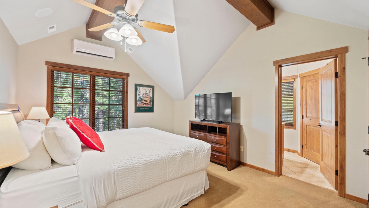Photo of Bedroom in Tamarack Resort