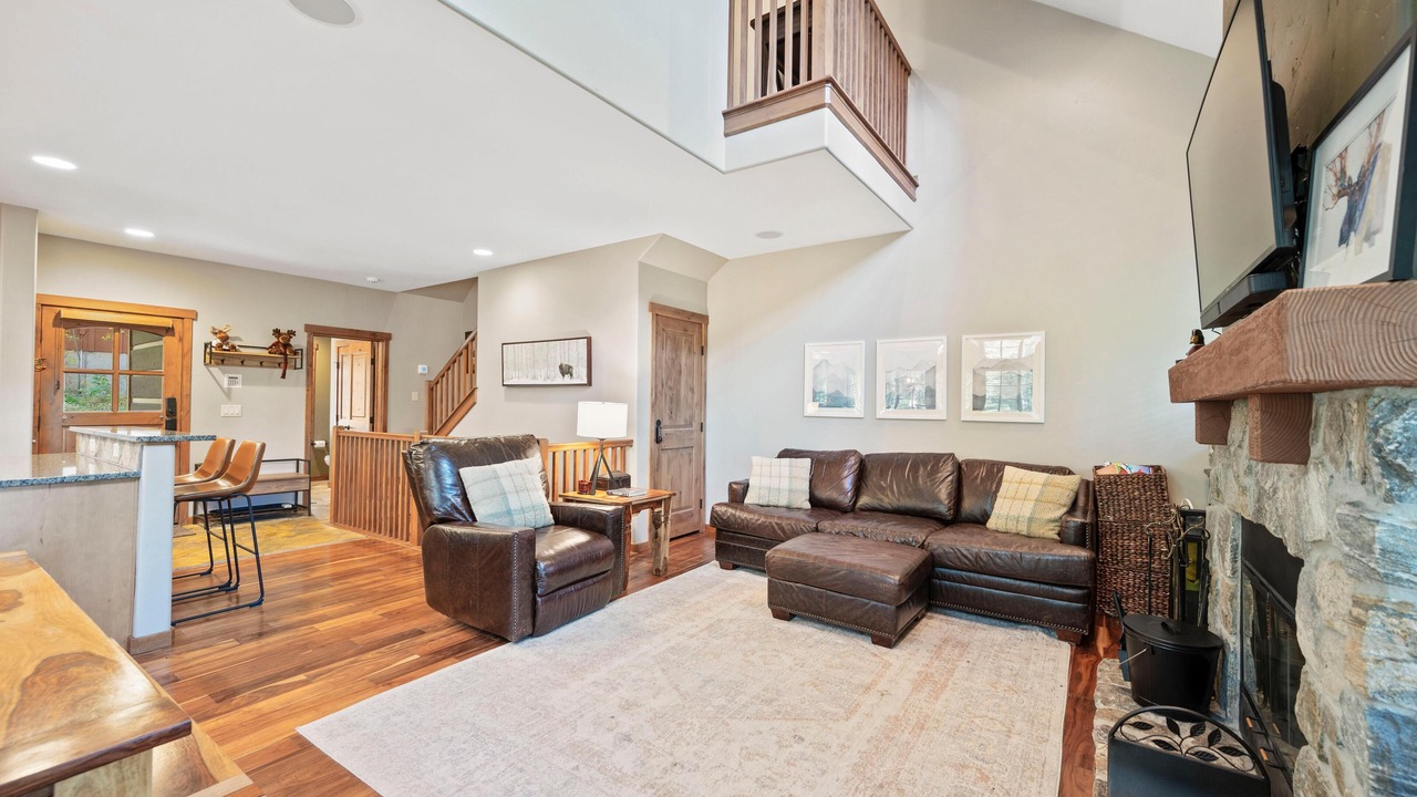 Photo of Livingroom in Tamarack Resort
