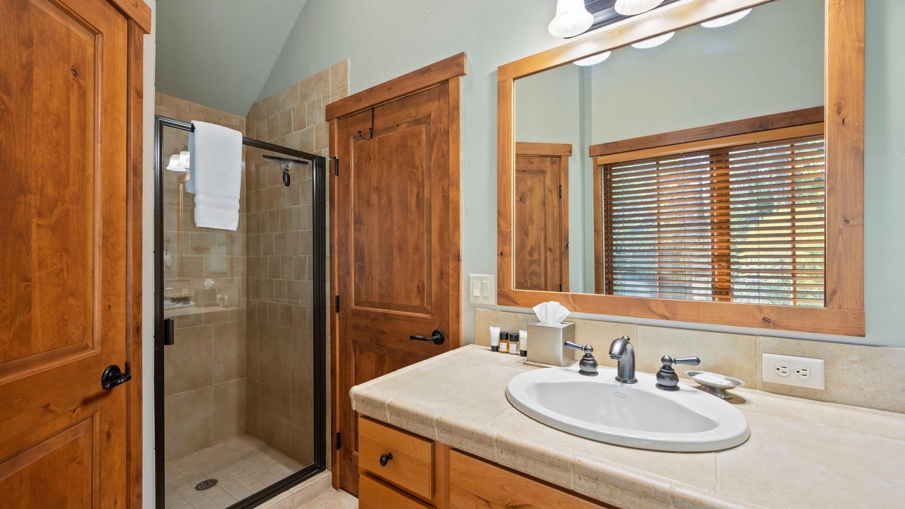 Photo of Bathroom in Tamarack Resort