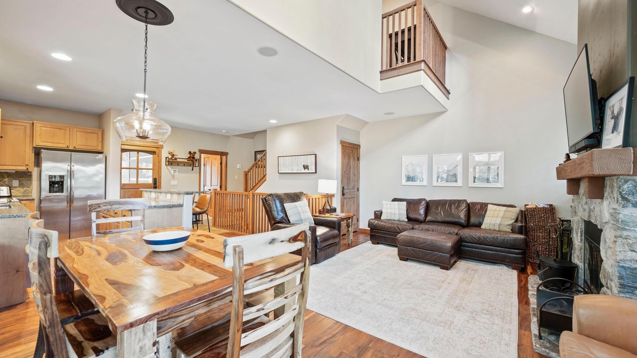 Photo of Livingroom in Tamarack Resort