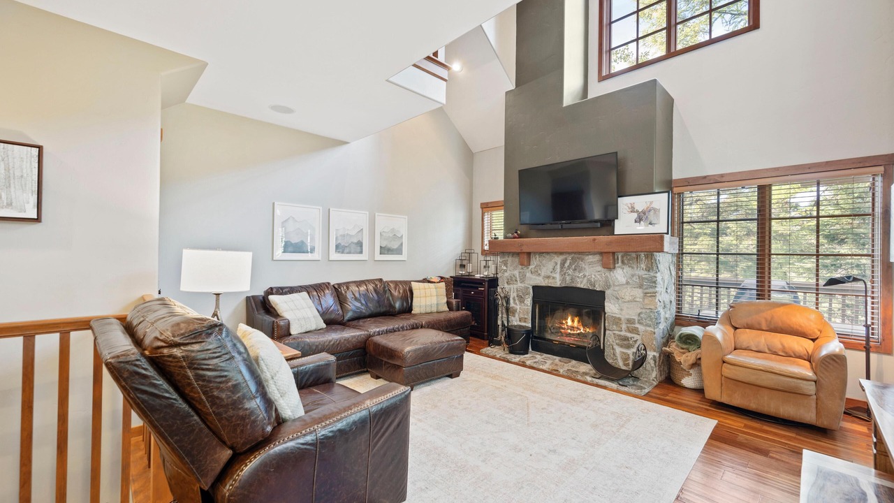 Photo of Livingroom in Tamarack Resort