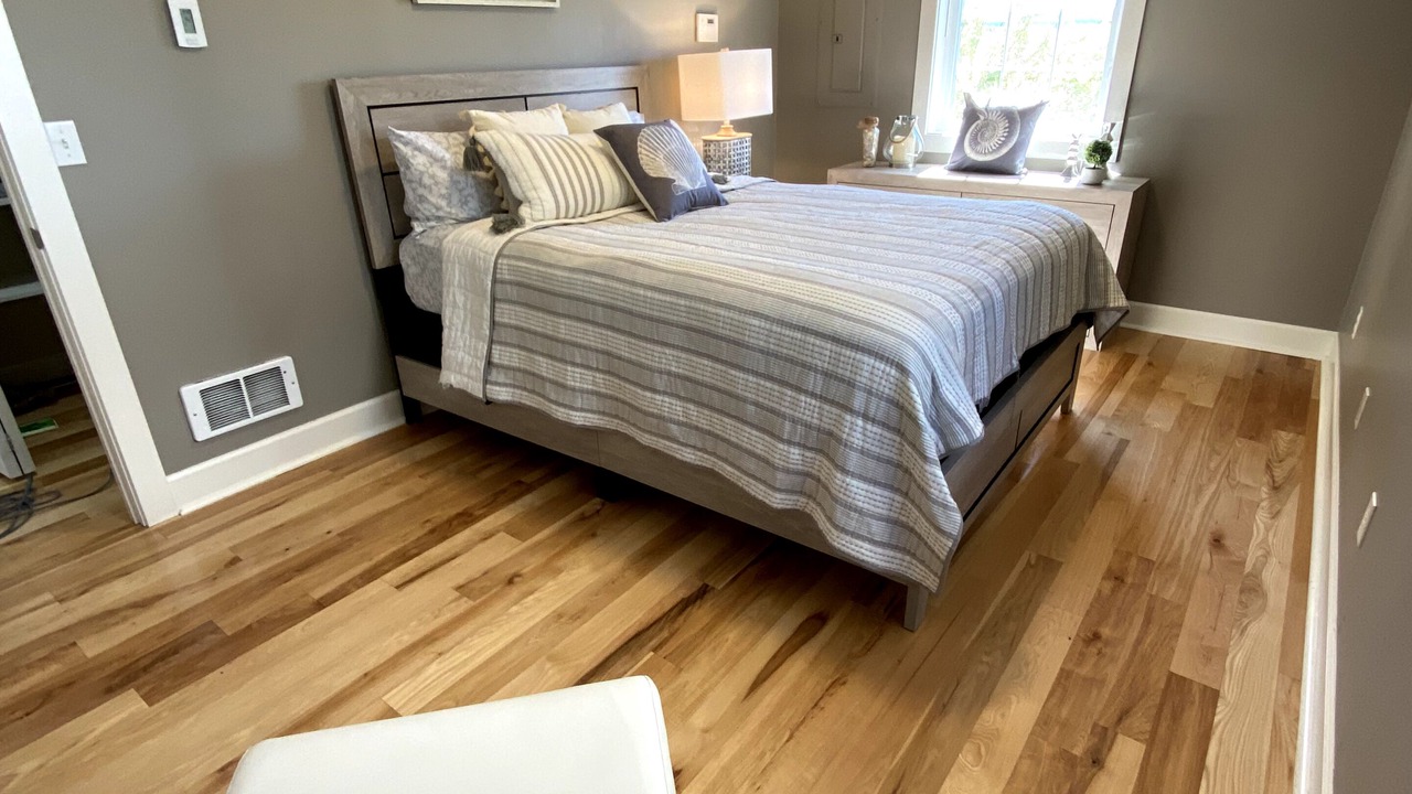 Photo of Bedroom in Oak Harbor