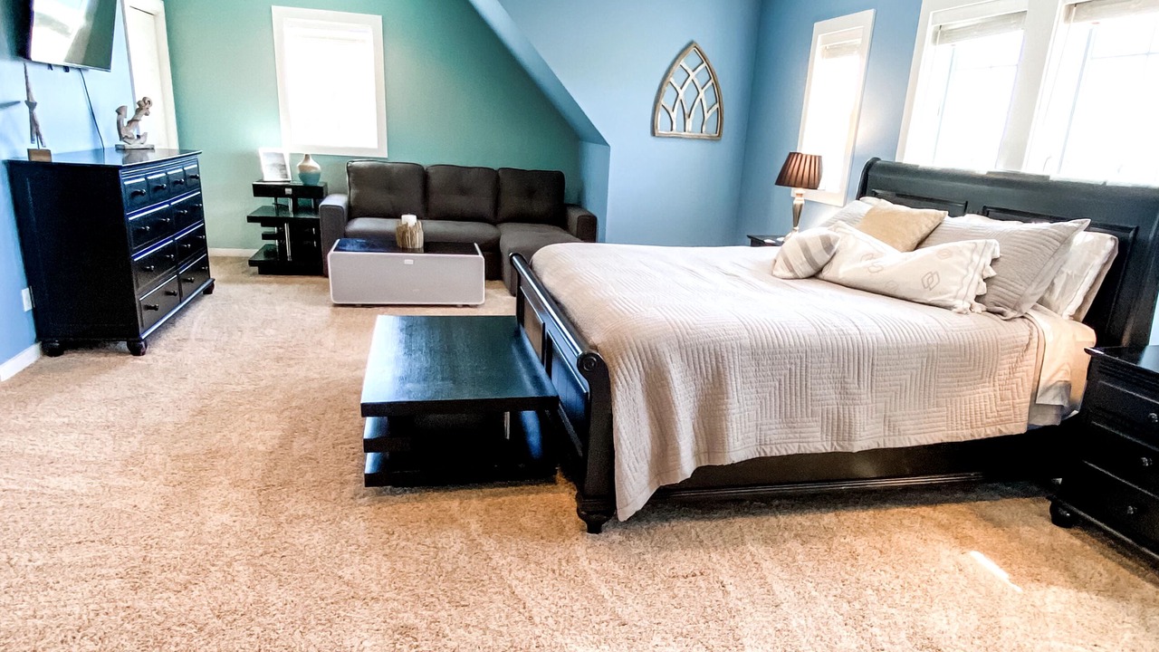 Photo of Bedroom in Oak Harbor