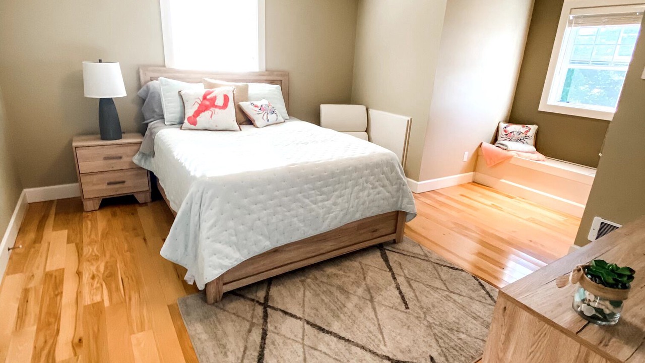 Photo of Bedroom in Oak Harbor