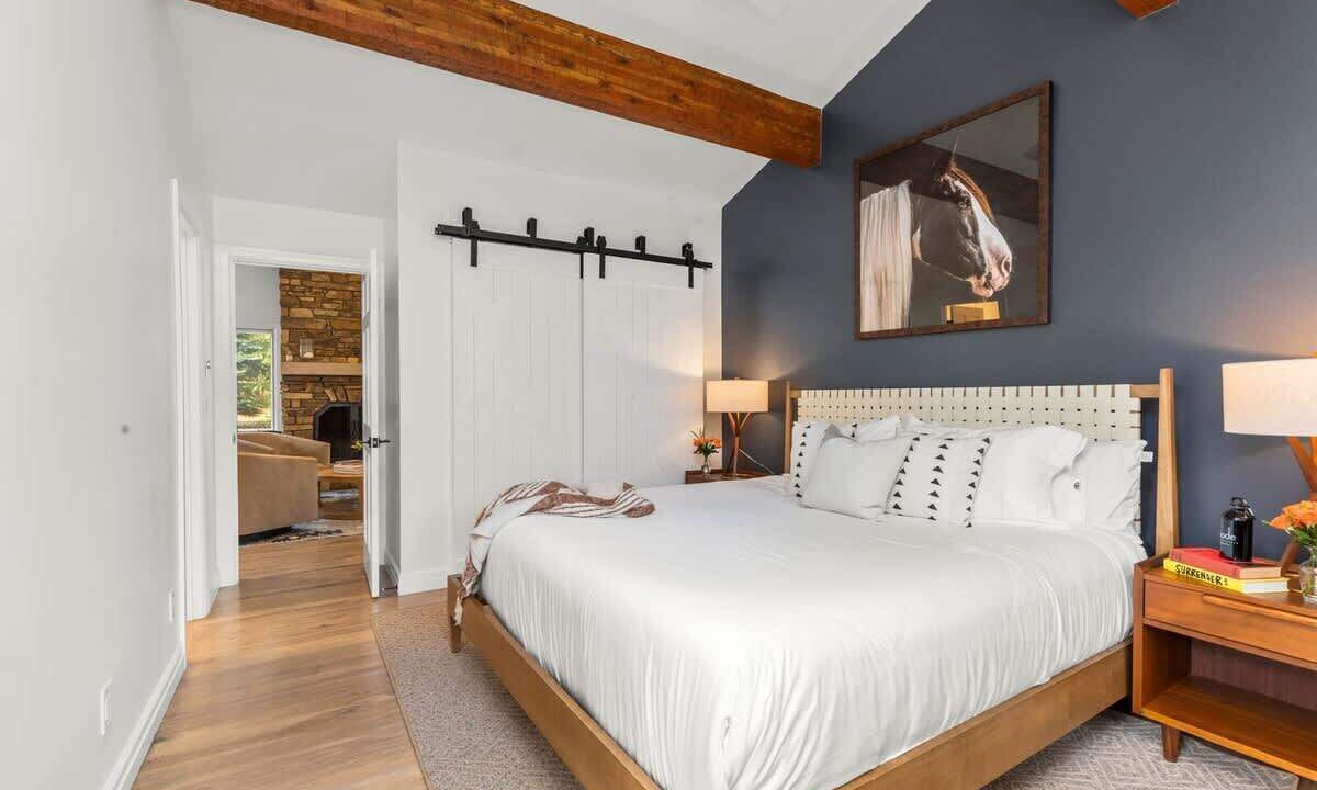 Photo of Bedroom in Moose Wilson Road