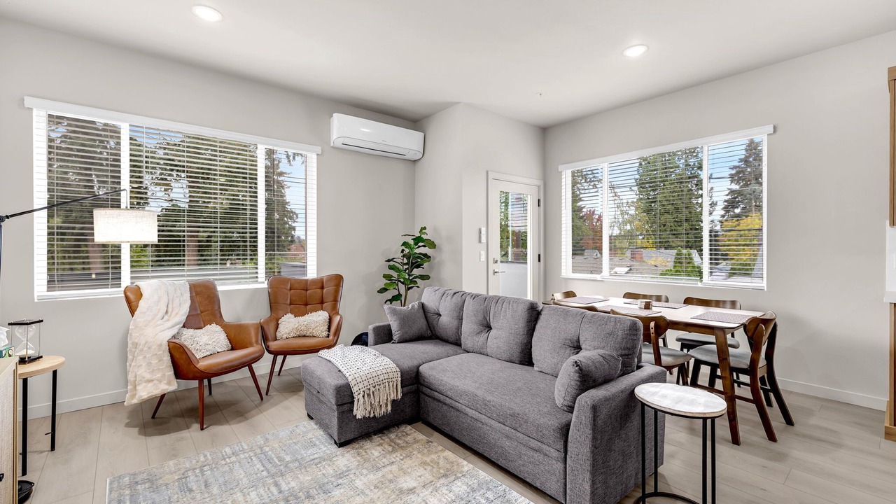 Photo of Livingroom in West Hazel Dell
